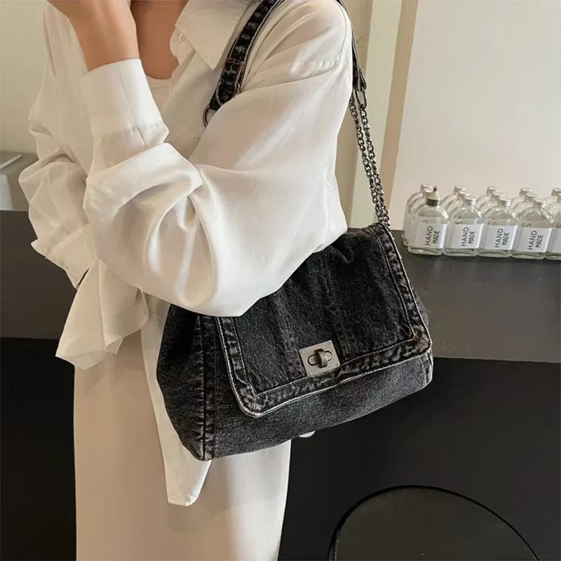 Elevate Your Style with the Classic American Retro Denim Canvas Shoulder Bag